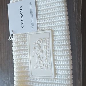 COACH Cable Knit Winter Headband Cream  New with tags